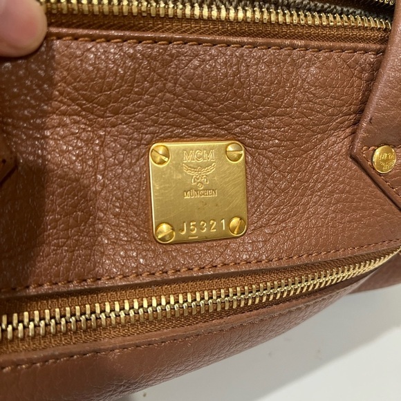 MCM TEENIE WEENIE TAN LEATHER BAG - Picture 7 of 10